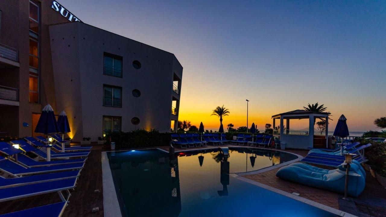 Astro Suite Hotel Cefalù Exterior foto